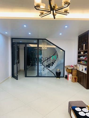 Hình ảnh bán nhà tổng cục 5 Yên xá 100m2 5 tầng mt 5m khu vực trung tâm