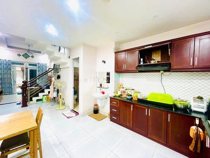 Hình ảnh Giáp Trần Hưng Đạo - Quận 1 - Hẻm 6M OTO ĐỖ CỬA - DT 4 x 12 Nhỉnh 5ty