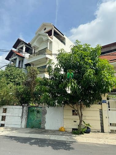 Hình ảnh Gò Vấp, Bán lô đất Khu Biệt thự, Dương Quảng Hàm, DT 6x24m