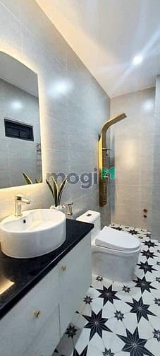 Hình ảnh Bán Nhà Sổ Hồng Riêng 200M2 3PN Mái Thái Bao Thuế Phí