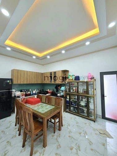 Hình ảnh Bán Nhà Sổ Hồng Riêng 200M2 3PN Mái Thái Bao Thuế Phí