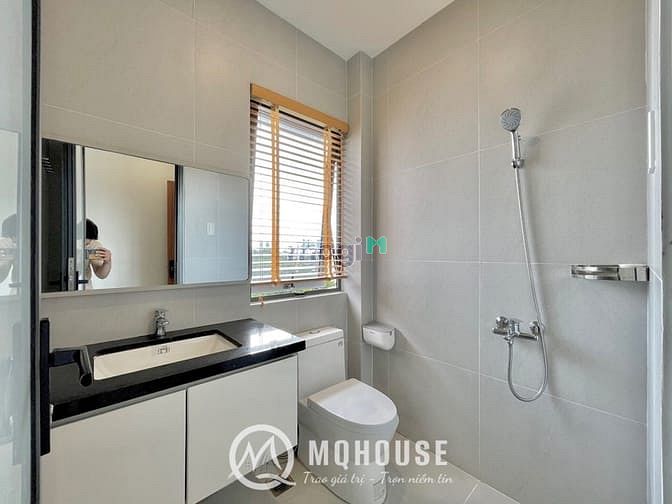 Hình ảnh Cán Hộ CC 2PN - 2WC 90m2 nhà mới ngay Đầm Sen