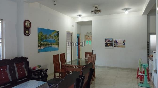 Hình ảnh Căn hộ chung cư 114 m2, 3PN view đẹp, giá 8 Triệu/tháng