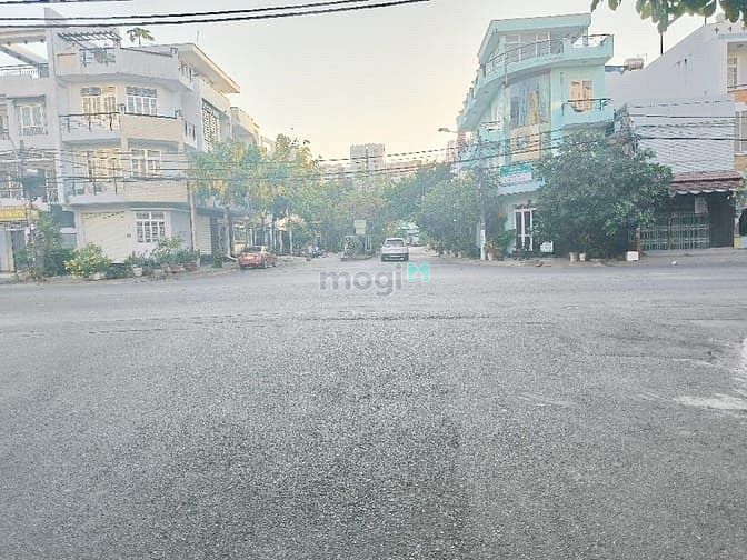 Hình ảnh Nhà 100m2 đường số 49 Bình Trưng Đông Quận 2 Tp Thủ Đức
