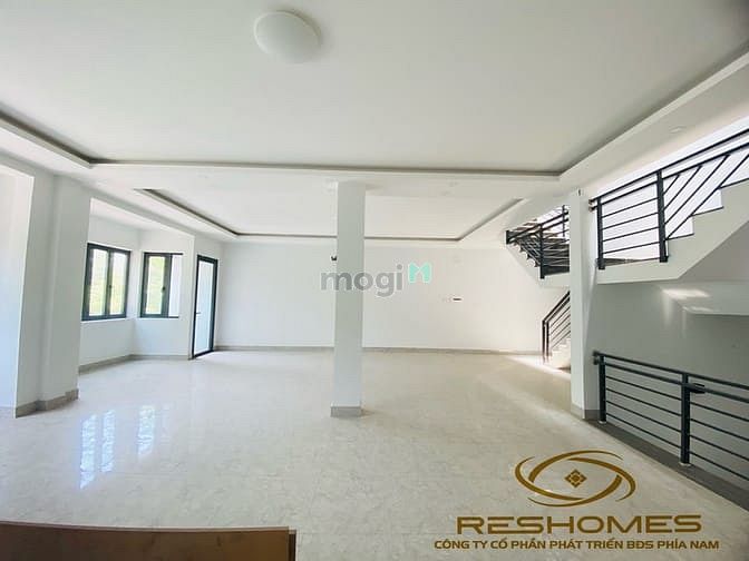 Hình ảnh Cặp nhà liền kề mới hoàn thiện giá tốt.