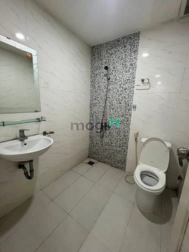 Hình ảnh Cho thuê studio có cửa sổ ngay Thạch Thị Thanh, Q1