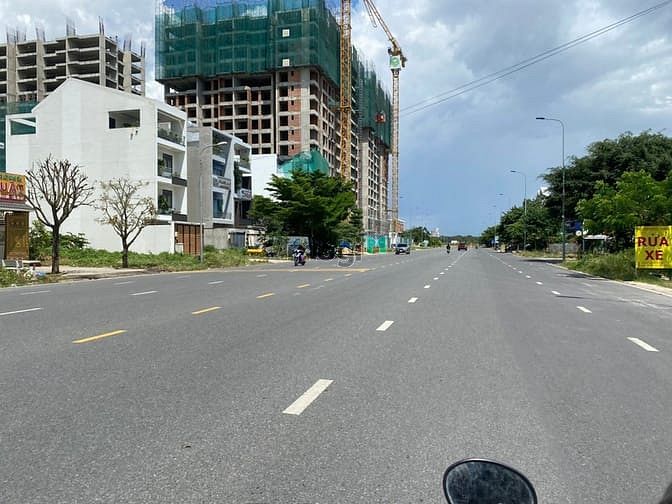 Hình ảnh Lô đất đẹp ở Đỗ Xuân Hợp, Phước Long B, Q9, DT 80m2 - Giá 2tỷ240- SHR
