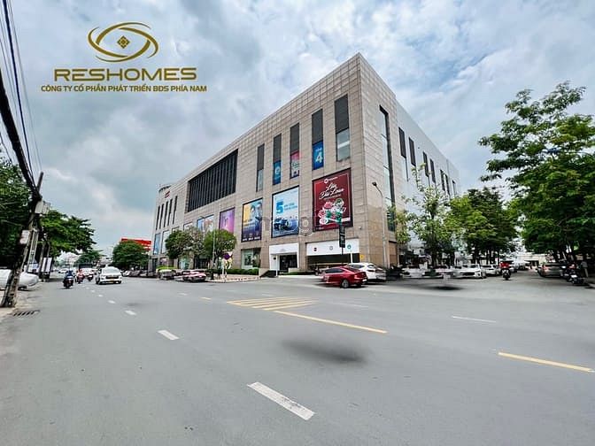 Hình ảnh BÁN lô đất lớn ngang 12m gần VinCom Trung Tâm Biên Hoà.