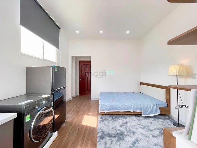 Hình ảnh Cho thuê studio 1PN có cửa sổ ngay Nguyễn Thái Bình, Q1