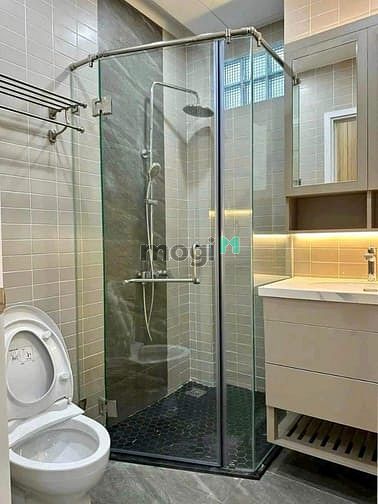 Hình ảnh 🔥Penthouse view landmark 81 Ngay cổng trường Văn Lang - Xát PVĐ