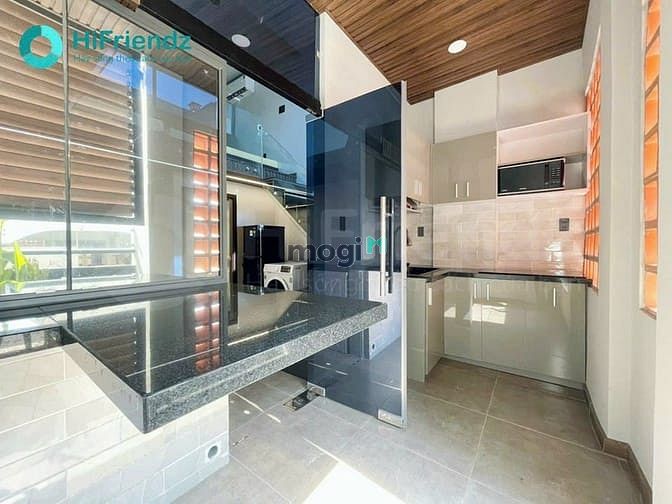 Hình ảnh Căn Hộ Luxury Ban Công Siêu Thoáng Ngay Ngã Tư Hàng Xanh