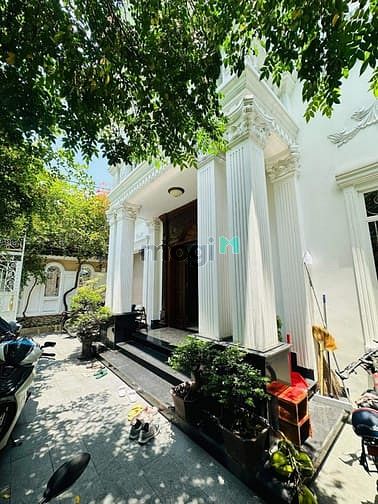 Hình ảnh Biẹt thự VIP Phạm văn hai 270m2 ngang 13,5 m giá 34 tỷ