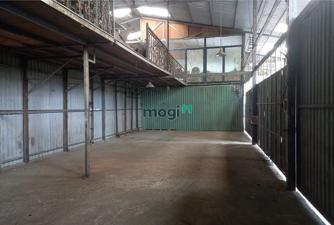 Hình ảnh Đang cần cho thuê kho 93m2 có gác lửng 10 tr/th Đường số 103-TML, Q2