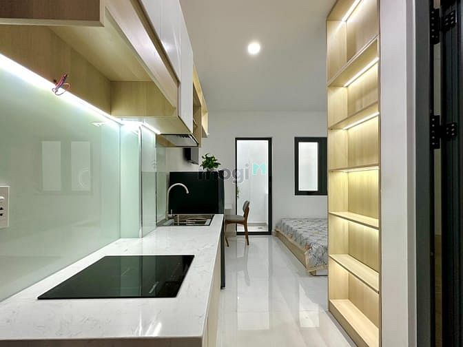 Hình ảnh CHO THUÊ CHDV ngay Đh Kinh Tế Q10 Tòa nhà Thang máy