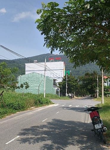 Hình ảnh BÁN ĐẤT Đường Lý Tử Tấn , gần bán đảo sơn trà , ngang 5m , hướng đông