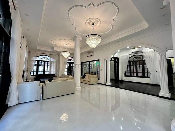 Hình ảnh Cho thuê Biệt thự 850m2 khu Compound Thảo Điền, giá 110 triệu/tháng