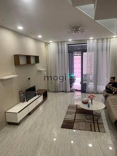 Hình ảnh Chính chủ Cho thuê phòng cao cấp Lê Văn Sỹ - Quận 3