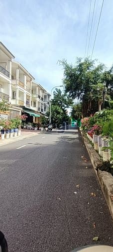 Hình ảnh Bán đất khu vila Nguyễn Cửu Phú gần Tỉnh Lộ 10