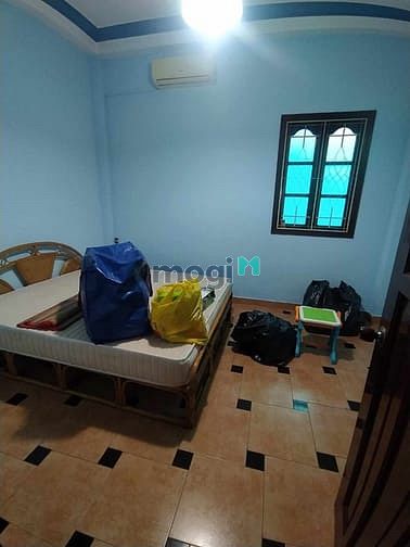 Hình ảnh Nhà 8 x20 3 Tấm Có 6 phòng  Giá 30 Tr Giáp Tên Lửa