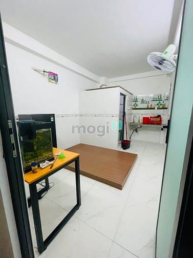 Hình ảnh Trống sẵn Studio MÁY LẠNH ngay Phạm Văn Chiêu GV