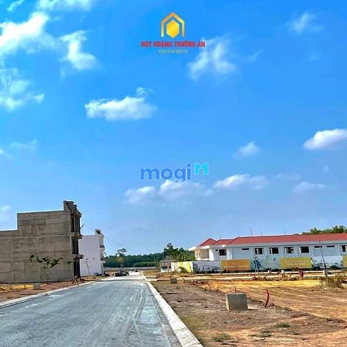 Hình ảnh Sở hữu đất nền trung tâm công nghiệp chỉ với 290 triệu