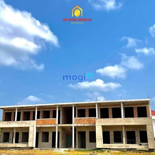 Hình ảnh Sở hữu đất nền trung tâm công nghiệp chỉ với 290 triệu