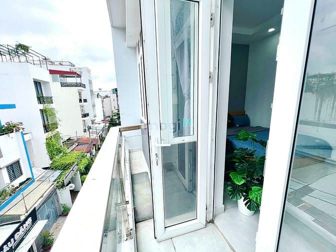 Hình ảnh Cho Thuê Căn Hộ Duplex 1PN Cửa Sổ Lớn Cửu Long Quận Tân Bình