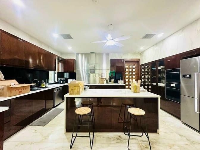 Hình ảnh Cho Thuê Biệt Thự Hồ Bơi DT 800m Khu Compound Thảo Điền Siêu Khan Hiếm