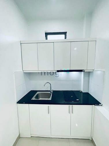 Hình ảnh Căn Hộ Ban Công Full Nội Thất Ngay Cầu Lê Văn Sỹ Quận 03