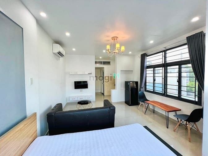 Hình ảnh Căn Hộ Ban Công Full Nội Thất Ngay Cầu Lê Văn Sỹ Quận 03