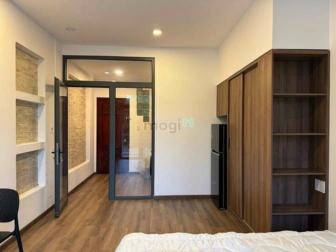 Hình ảnh Cho thuê studio 1PN tách bếp ngay Hoàng Sa, Q1