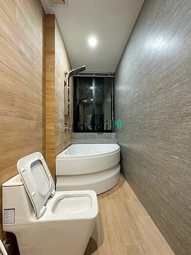 Hình ảnh Căn 2PN Luxury Cửa Sổ Lớn Hoàng Việt Tân Bình Gần Gần Trung Tâm
