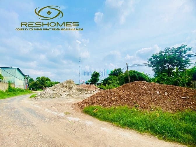 Hình ảnh Bán GẤP lô đất 2424m2 phường Tân Vạn giá ngộp.
