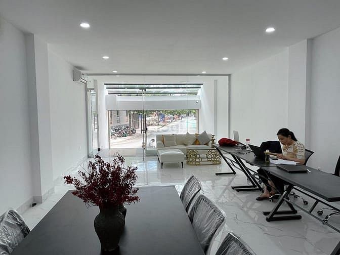 Hình ảnh Vp tầng TRỆT trong tòa nhà gần Trần Não P.Bình An Q.2, Tổng sàn 77m2