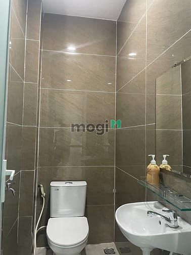 Hình ảnh Vp tầng TRỆT trong tòa nhà gần Trần Não P.Bình An Q.2, Tổng sàn 77m2