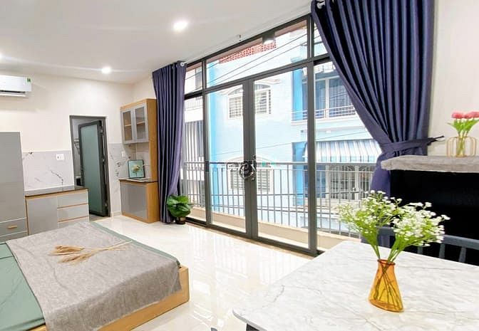 Hình ảnh Cho Thuê Căn Hộ Duplex 1PN Cửa Sổ Lớn Âu Cơ Quận Tân Bình