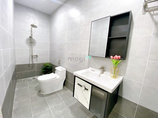 Hình ảnh Cho Thuê Căn Hộ Duplex 1PN Cửa Sổ Lớn Âu Cơ Quận Tân Bình