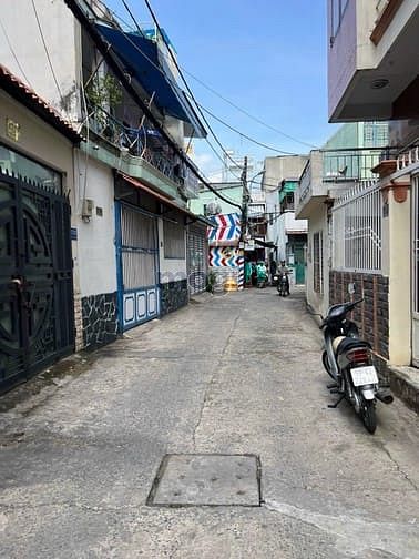 Hình ảnh Bán nhà Phan Văn Trị Bình Thạnh 2 tầng 46m2 cách hxh 1 căn hơn 4 tỷ