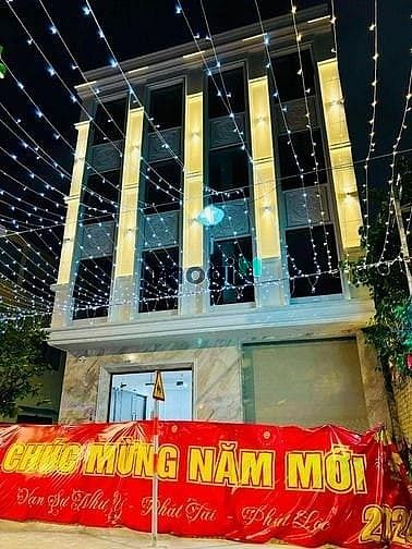 Hình ảnh Cho thuê toà nhà mới đẹp phường tân định , Quận 1.