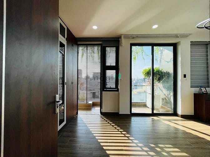 Hình ảnh Siêu Phẩm Vila Căn góc💦 Hẻm Thông 8m💦Phạm Văn Chiêu 💦10x10M 4 Lầu