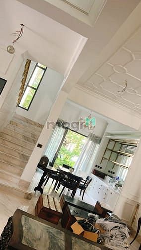 Hình ảnh Cho thuê Biệt thự Compound Riviera 600m2 góc 2MT khu an ninh tuyệt đối