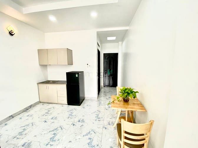 Hình ảnh Căn Studio Ban Công Lạc Long Quân Tân Bình Gần Trung Tâm