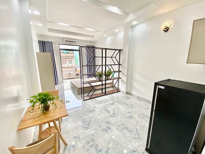 Hình ảnh Căn Studio Ban Công Lạc Long Quân Tân Bình Gần Trung Tâm