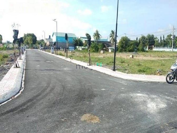 Hình ảnh Bán Gấp Đất Nền 87m² Đường Hoàng Phan Thái xã Bình Chánh Chỉ 830 Triệu