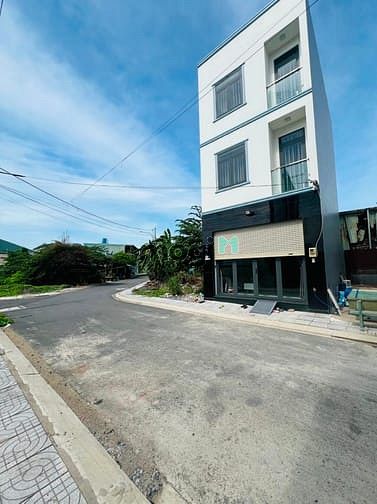 Hình ảnh Đất full thổ cư -nhựa 8m- SHR- ngang 5 nhỉnh 2tỷ