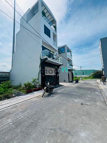Hình ảnh Đất full thổ cư -nhựa 8m- SHR- ngang 5 nhỉnh 2tỷ