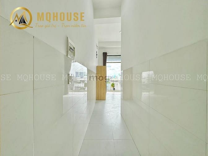 Hình ảnh Cho Thuê Căn Hộ Duplex 1PN Cửa Sổ Lớn Lạc Long Quân Quận Tân Bình