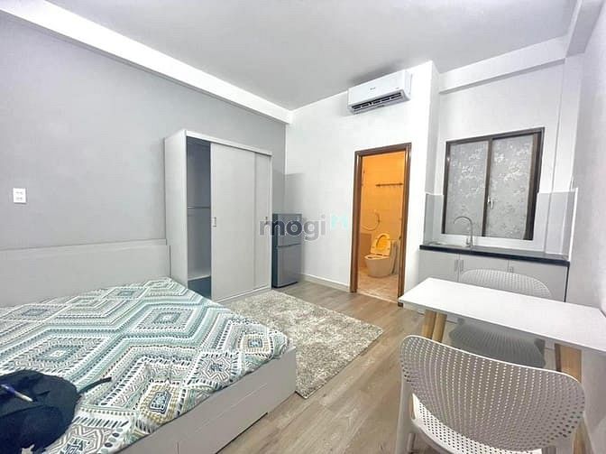 Hình ảnh Cho Thuê Căn Hộ Full Nội Thất Mới Ngay Mạc Đĩnh Chi Giá Rẻ An Ninh