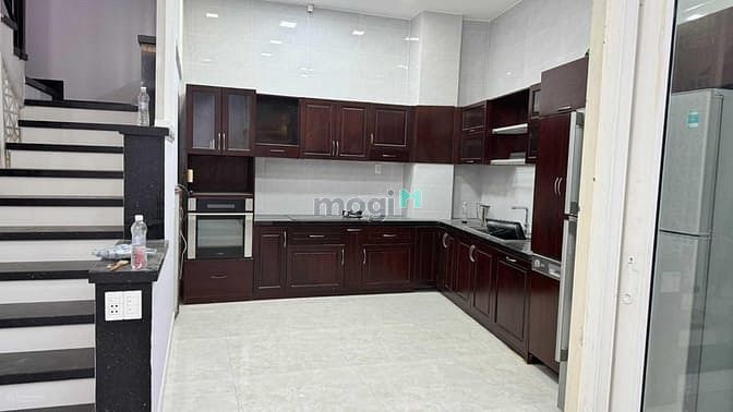 Hình ảnh Cho Thuê nhà Đường Trần Não. DT 12x12m, trệt 3 lầu 300m2. Giá 38 tr/th