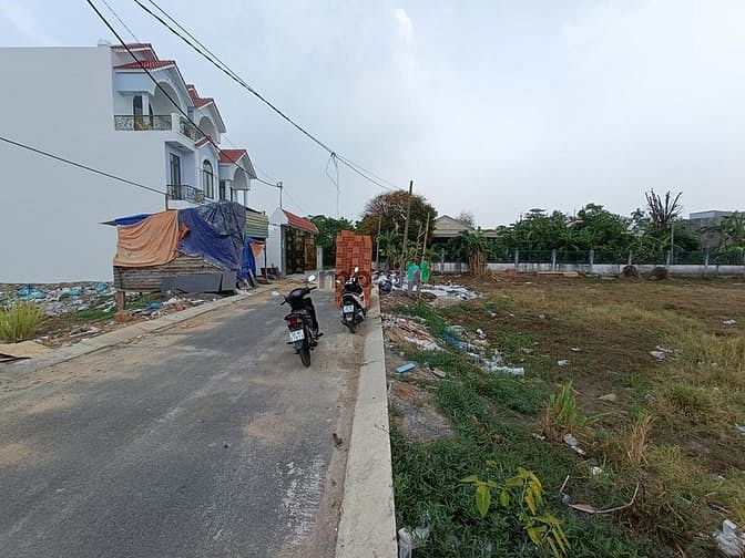 Hình ảnh Đất 5 x 24mđường Phan Văn Hớn,gần Chợ Bà Điểm, bến xe An Sương Hóc Môn